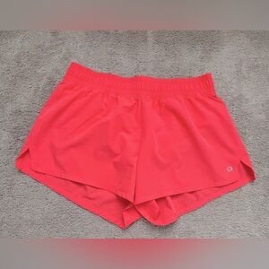 GapFit Runaround Short